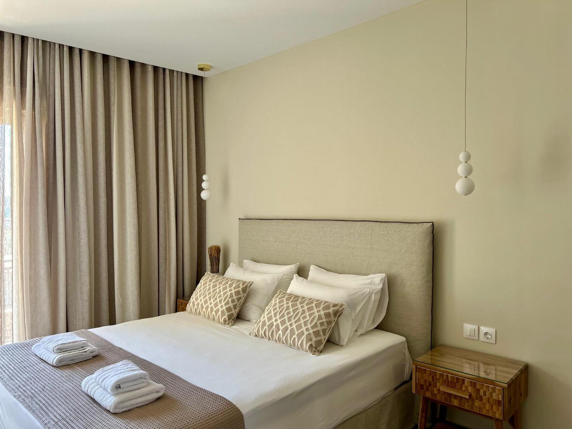 Helen Hotel Pórosz Kültér fotó